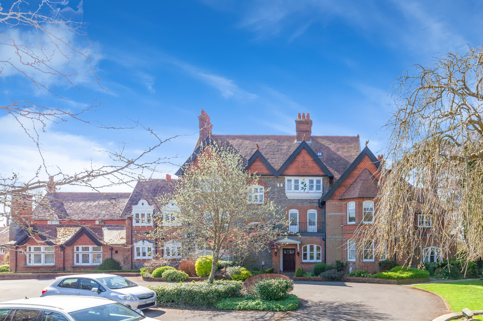 Riverside House